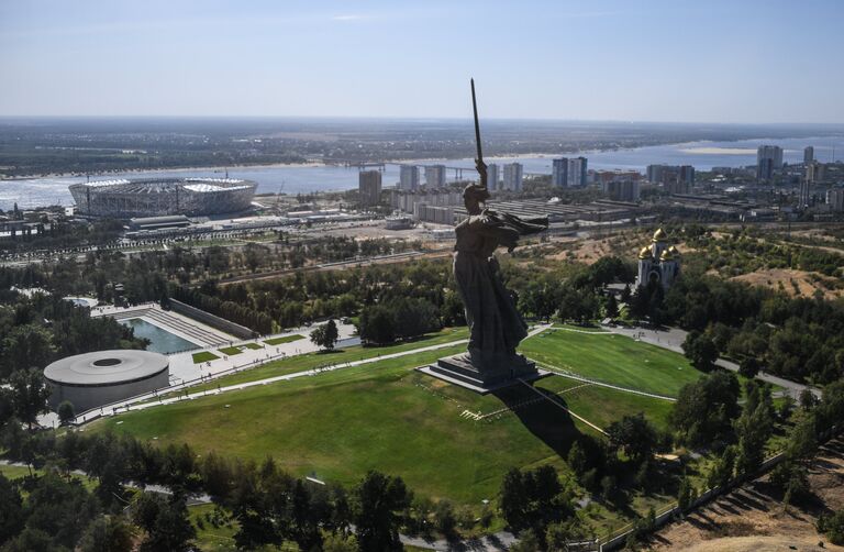 Монумент Родина-мать зовет! в Волгограде