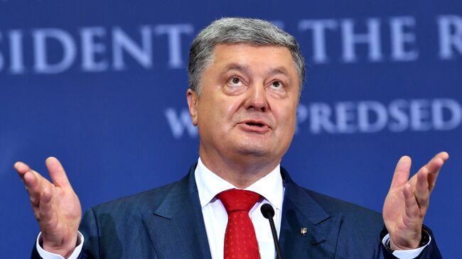 Президент Украины Петр Порошенко во время пресс-конференции в Белграде, Сербия. 3 июля 2018