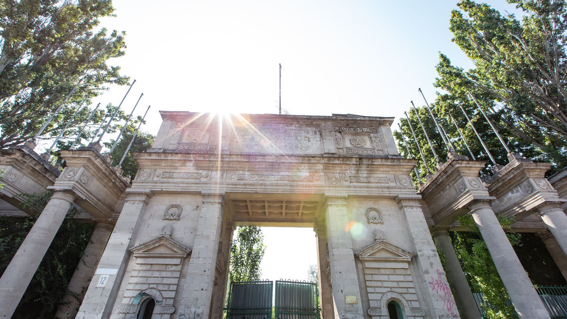 Республиканский стадион в Кишиневе  - РИА Новости, 1920, 30.07.2021