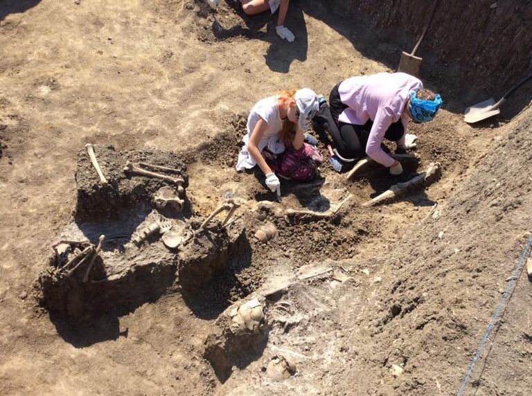 Археологи нашли в Крыму древнее массовое захоронение