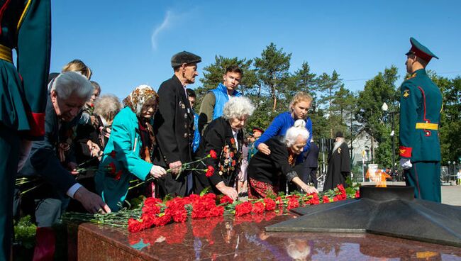 Торжества в честь окончания Второй мировой войны и освобождения Южного Сахалина и Курильских островов на площади Славы в областном центре Сахалинской области. 2 сентября 2018