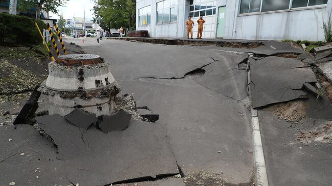 Последствия землетрясения на острове Хоккайдо в Японии, сентябрь 2018 года.