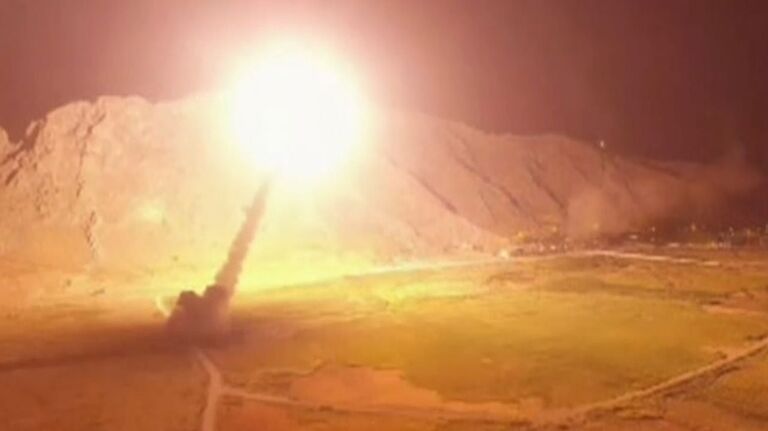 Кадры иранского ракетного удара по базе боевиков в Ахвазе