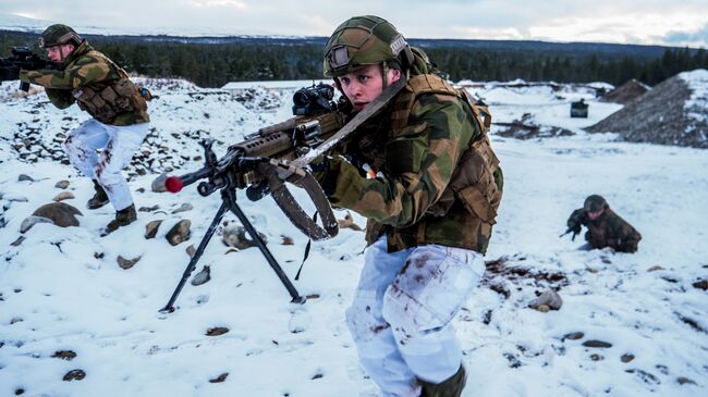 Военнослужащие Вооруженных сил Норвегии во время совместных учений НАТО Trident Juncture 2018 (Единый трезубец)