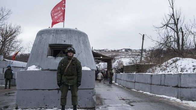 На контрольно-пропускном пункте в районе Станицы Луганской