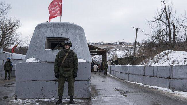 На контрольно-пропускном пункте в районе Станицы Луганской