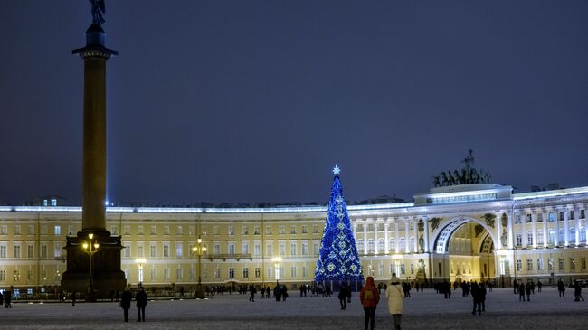 Новогоднее украшение Санкт-Петербурга