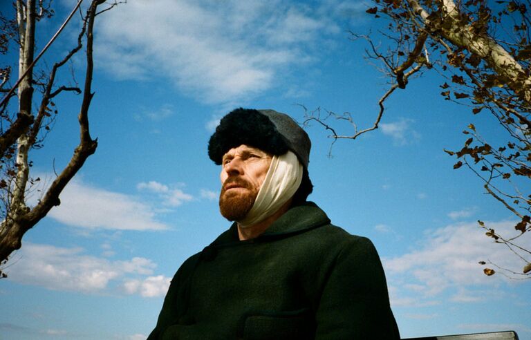 Кадр из фильма Ван Гог. На пороге вечности