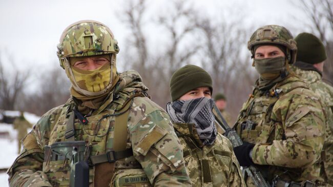 Украинские военнослужащие. Архивное фото