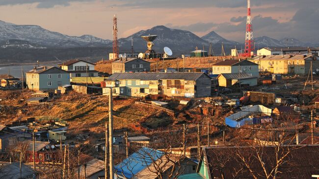 Поселок Южно-Курильск на острове Кунашир