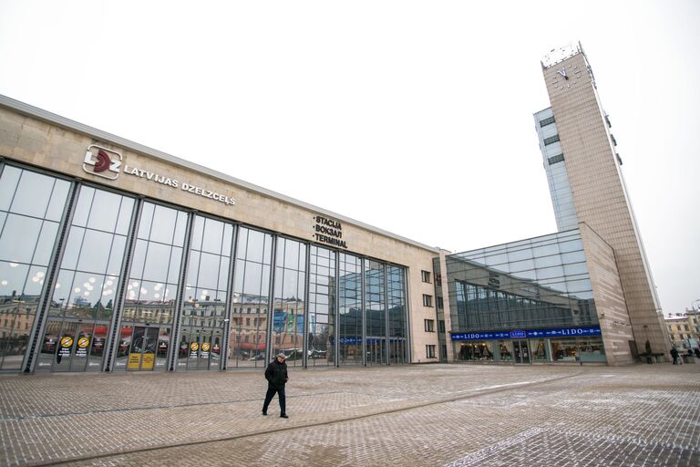 Железнодорожный вокзал в Риге Железнодорожный вокзал в Риге