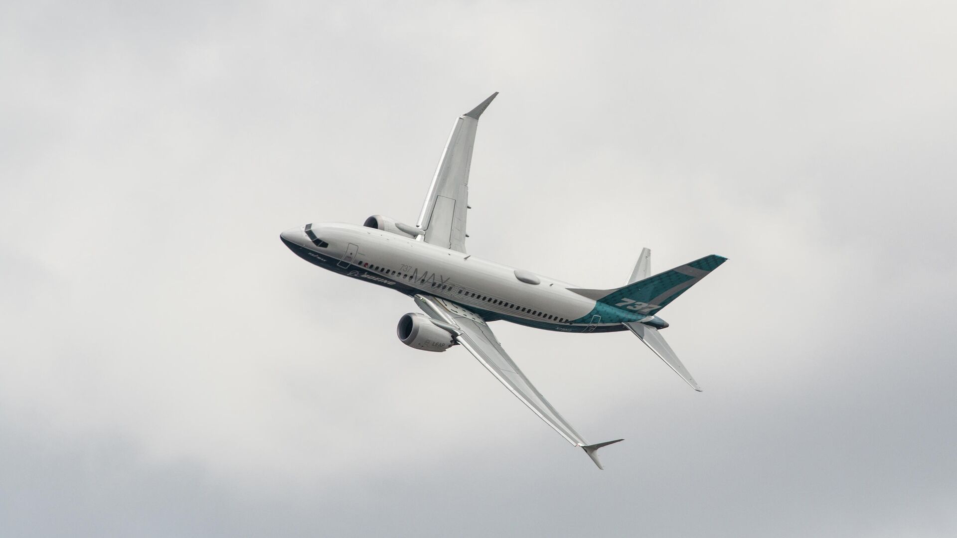 Самолет Boeing 737  - РИА Новости, 1920, 14.06.2024