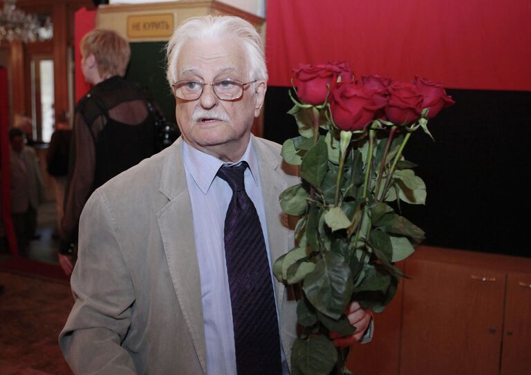 Кинорежиссер Марлен Хуциев