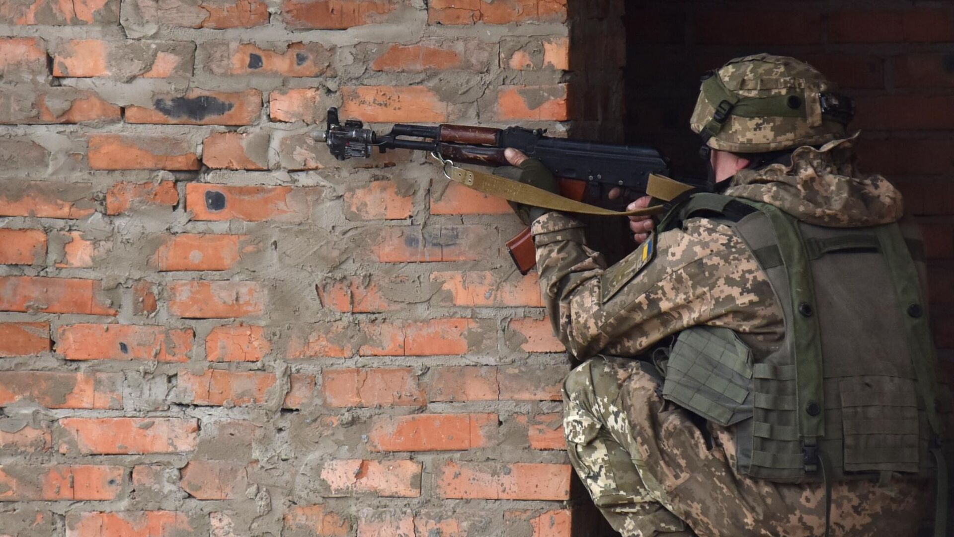 Участник военных учений на полигоне Яворовский во Львовской области - РИА Новости, 1920, 08.12.2020