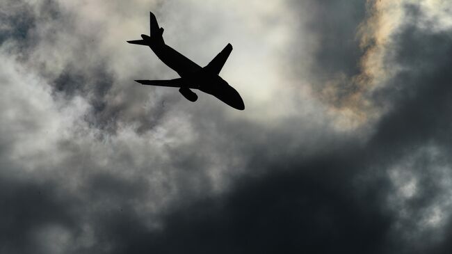 Самолет Sukhoi Superjet 100