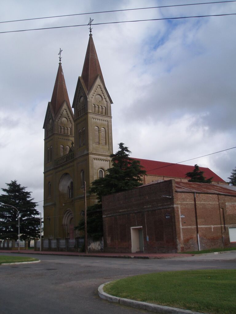 Церковь в поселке Сан-Хосе (Аргентина).