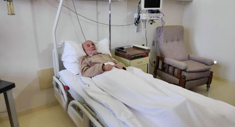 Раненный в Косово сотрудник миссии ООН россиянин Михаил Краснощеков в больнице Белграда Раненный в Косово сотрудник миссии ООН россиянин Михаил Краснощеков в больнице Белграда