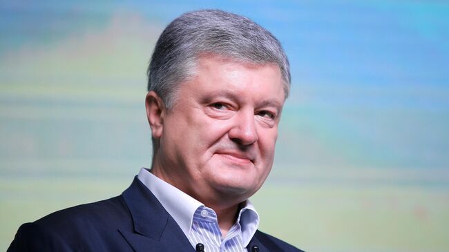 Петр Порошенко на съезде партии Европейская солидарность в Киеве. 9 июня 2019