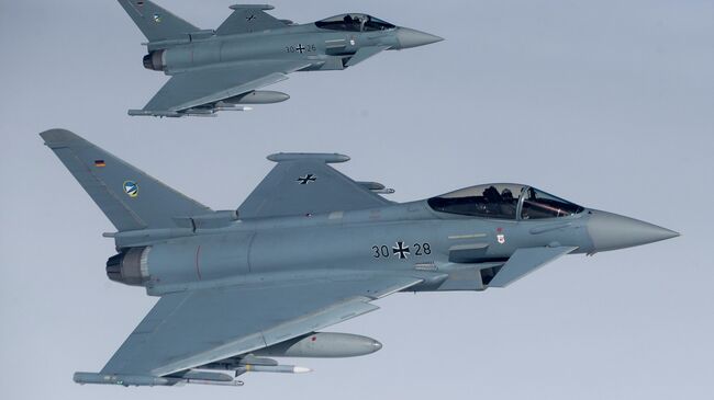 Немецкие истребители Eurofighter Typhoon 