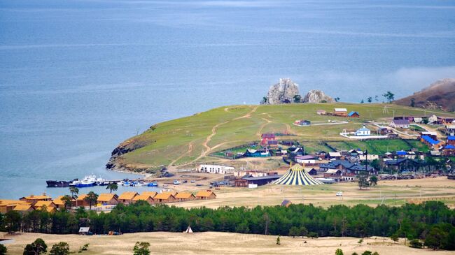 Поселок Хужир на острове Ольхон озера Байкал в Иркутской области