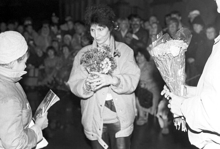 Сеанс экстрасенса Джуны (Евгении Давиташвили) Сеанс экстрасенса Джуны (Евгении Давиташвили)