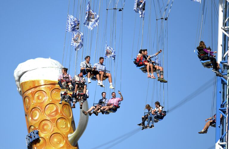 Фестиваль пива Октоберфест в Мюнхене