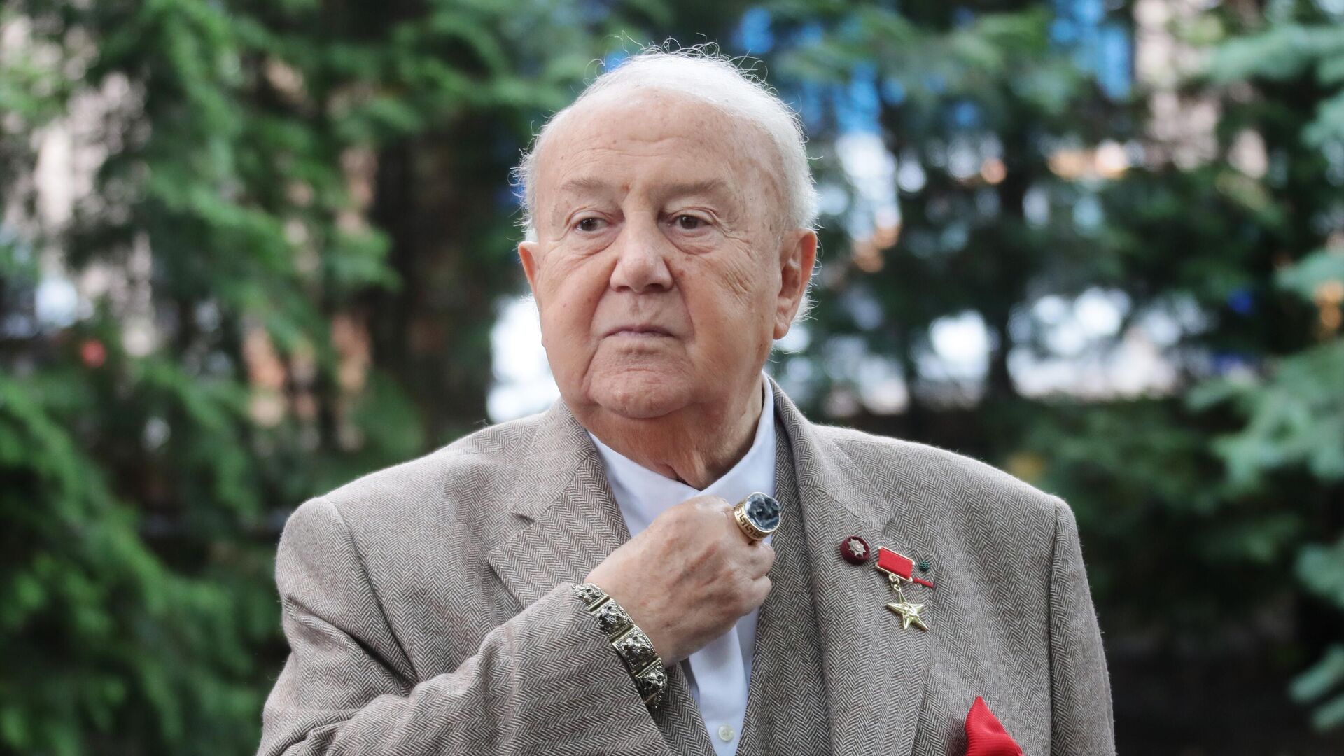 Скульптор, президент Российской Академии художеств Зураб Церетели - РИА Новости, 1920, 22.04.2025