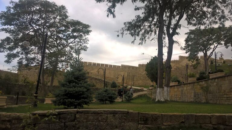 Стены древнего Дербента