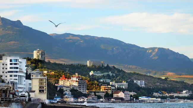 Вид на район Профессорский уголок города Алушта 