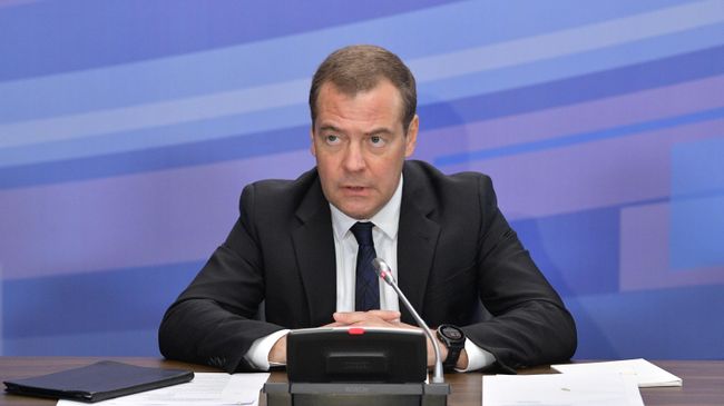 "Космос – очень тесное место": Медведев – о призыве Киева блокировать "Рассвет"