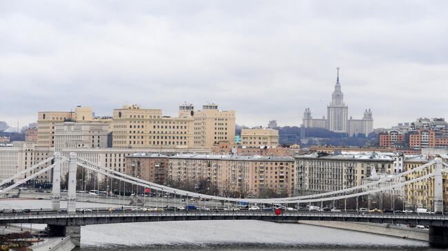 Крымский мост в Москве