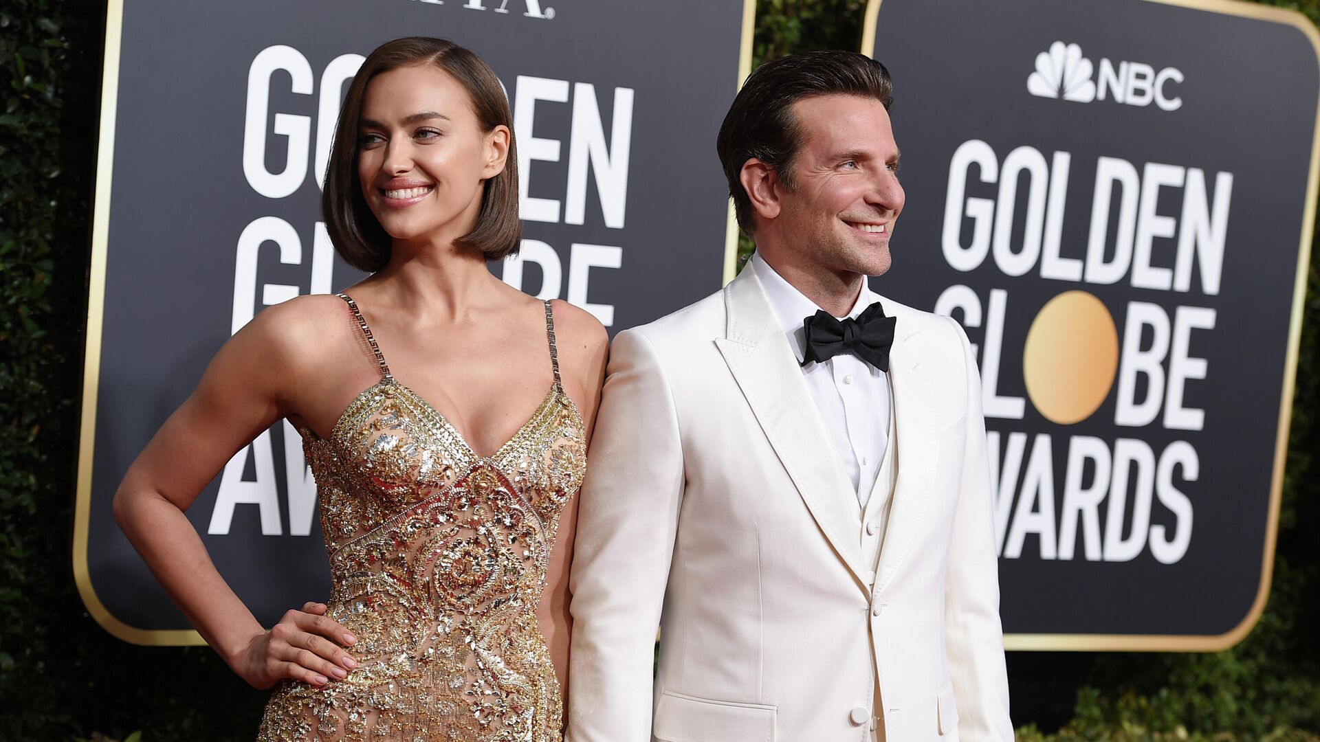 Брэдли Купер и Ирина Шейк на 76-ой ежегодной премии Золотой глобус - РИА Новости, 1920, 18.11.2021