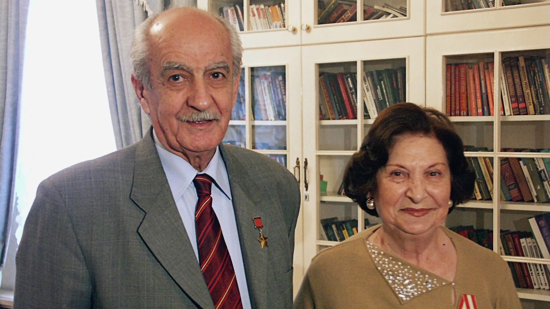 Ветераны советской разведки, Герой Советского Союза Геворк Вартанян и его жена Гоар  - РИА Новости, 1920, 10.01.2022