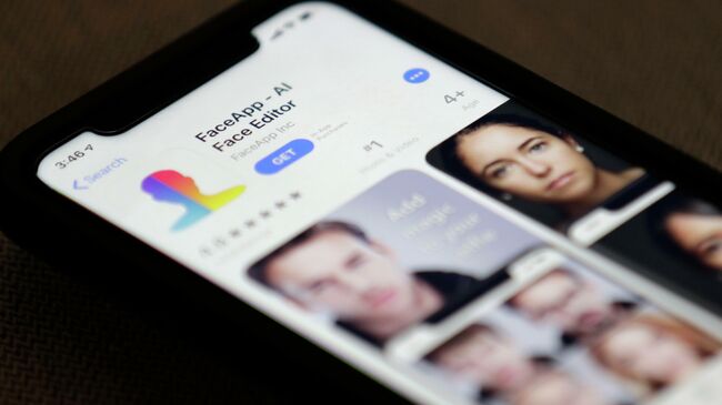 FaceApp для фейсдаунов. ФБР объявило войну мобильным приложениям из РФ