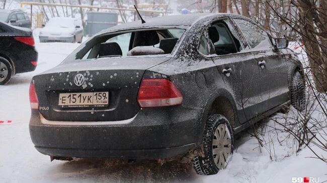 На месте стрельбы в Орджоникидзевском районе Перми. 4 декабря 2019