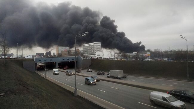 Пожар на складе на юге Москвы