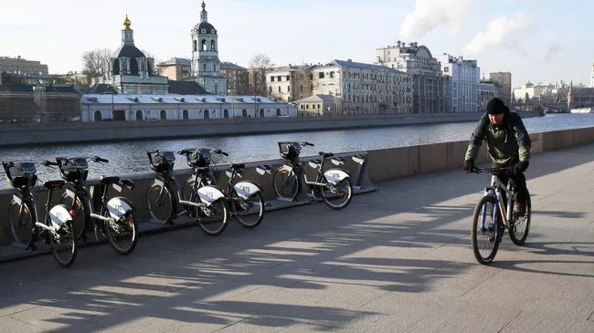 Раушская набережная в Москве