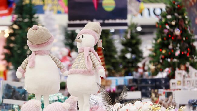 Предновогодняя торговля в гипермаркете АШАН