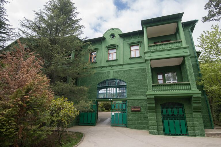 Дом-музей Дача Сталина в Сочи Дом-музей Дача Сталина в Сочи