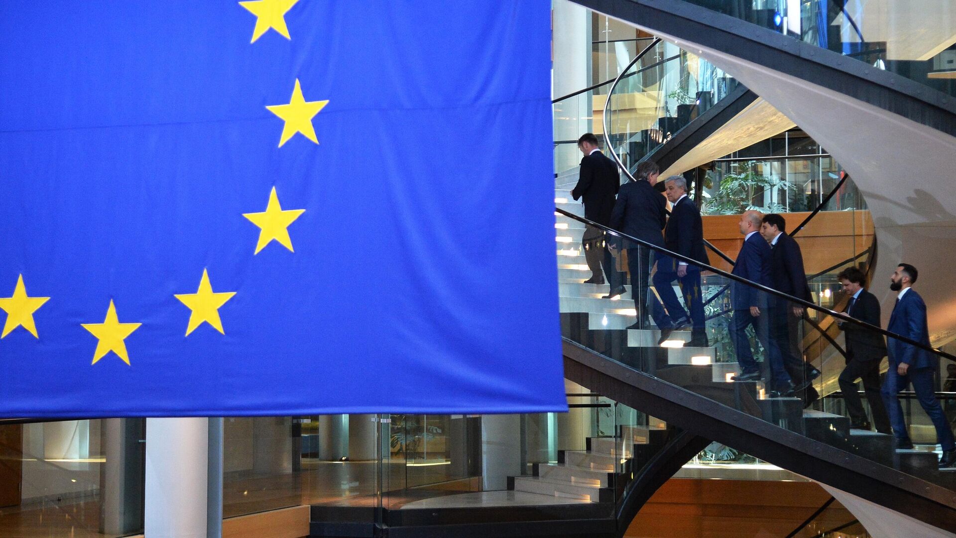 Депутаты на сессии Европейского парламента в Страсбурге - РИА Новости, 1920, 07.12.2020