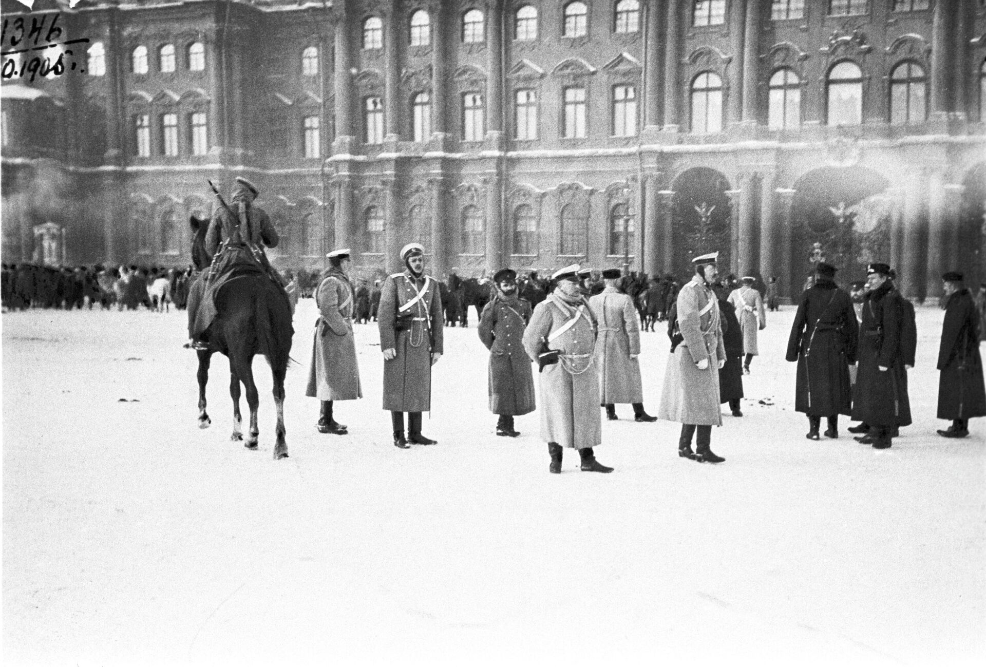 Кровавое воскресенье. Демонстрация петербургских рабочих 9 января 1905 года. - РИА Новости, 1920, 31.01.2021