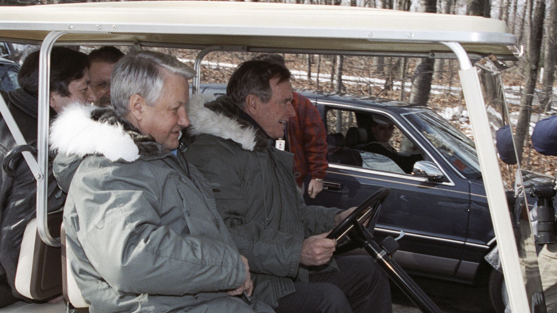 Борис Ельцин и Джордж Буш Борис Ельцин и Джордж Буш - РИА Новости, 1920, 01.02.2022