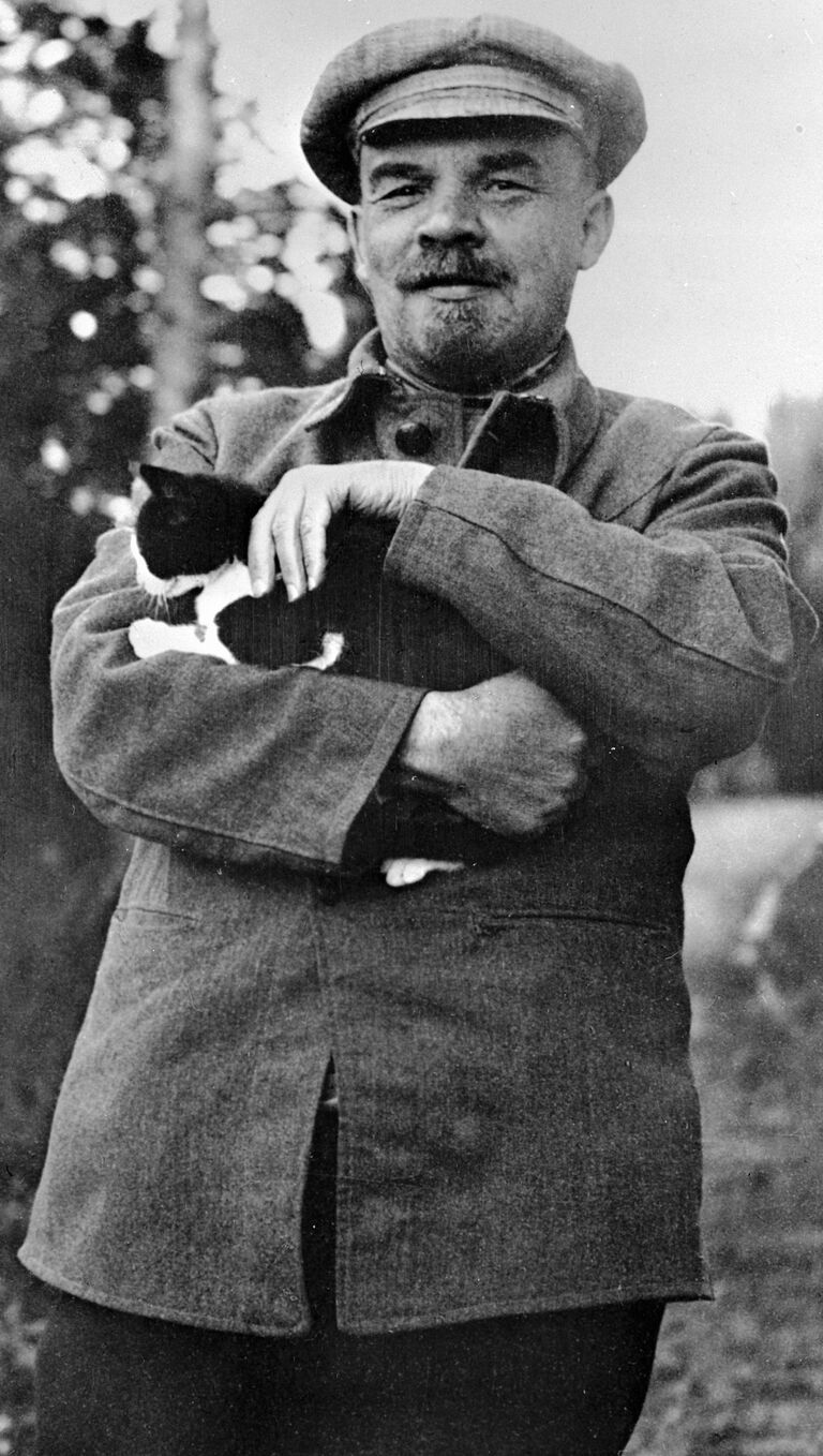 Ленин в Горках