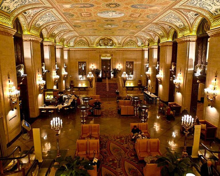 Отель Palmer House Hilton