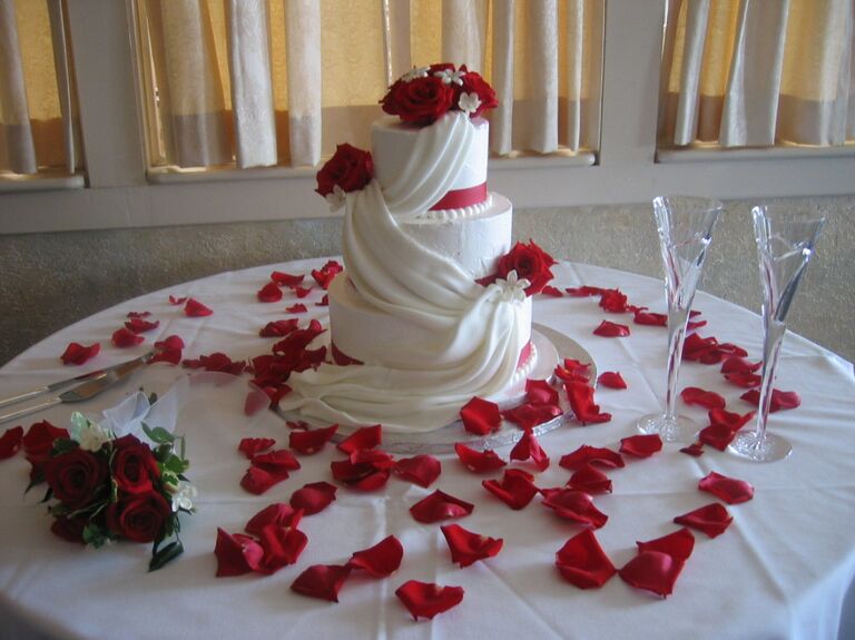 Свадебный торт