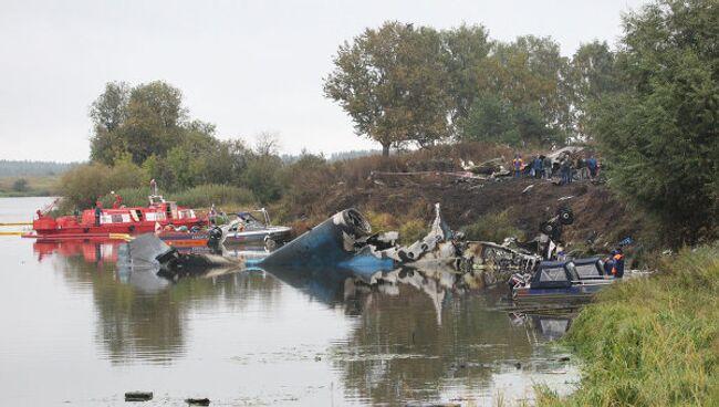 На месте крушения самолета Як-42 под Ярославлем