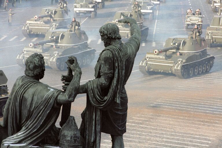 Военный парад на Красной площади