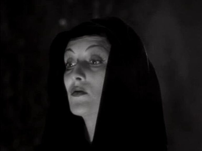 Глория Холден в фильме Дочь Дракулы 1936 года