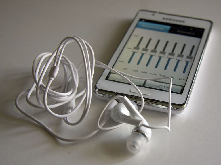 Эквалайзер с наушниками Эквалайзер с наушниками