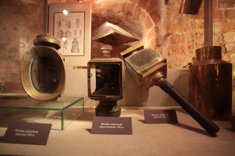 Каретные свечные и керосиновые фонари ХIХ века Каретные свечные и керосиновые фонари ХIХ века